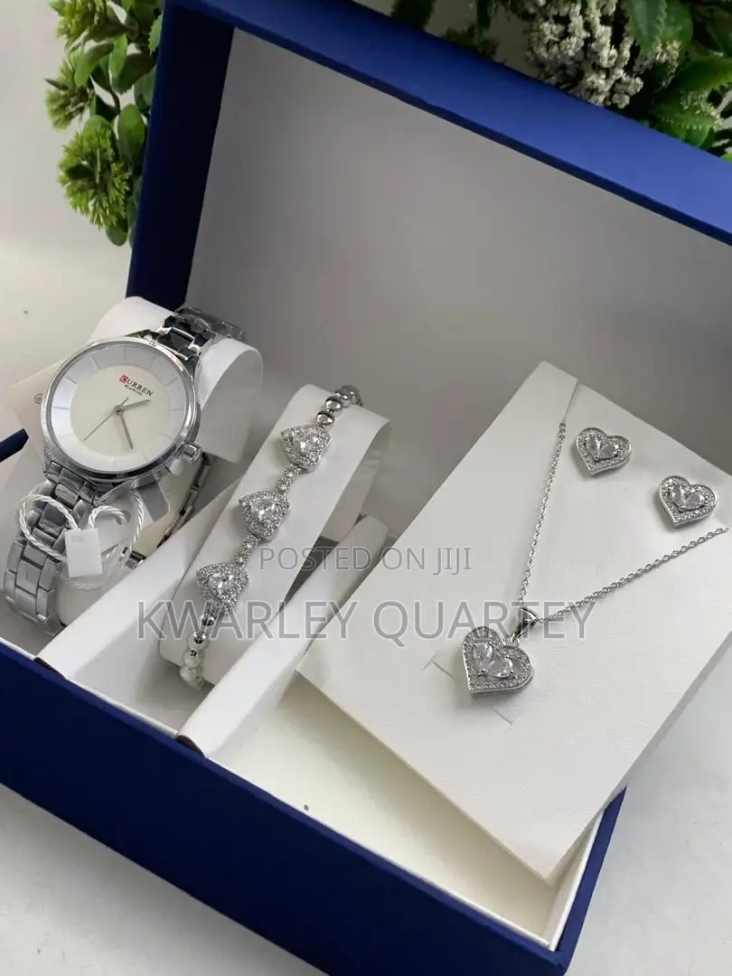 Ladies Jewelry Set