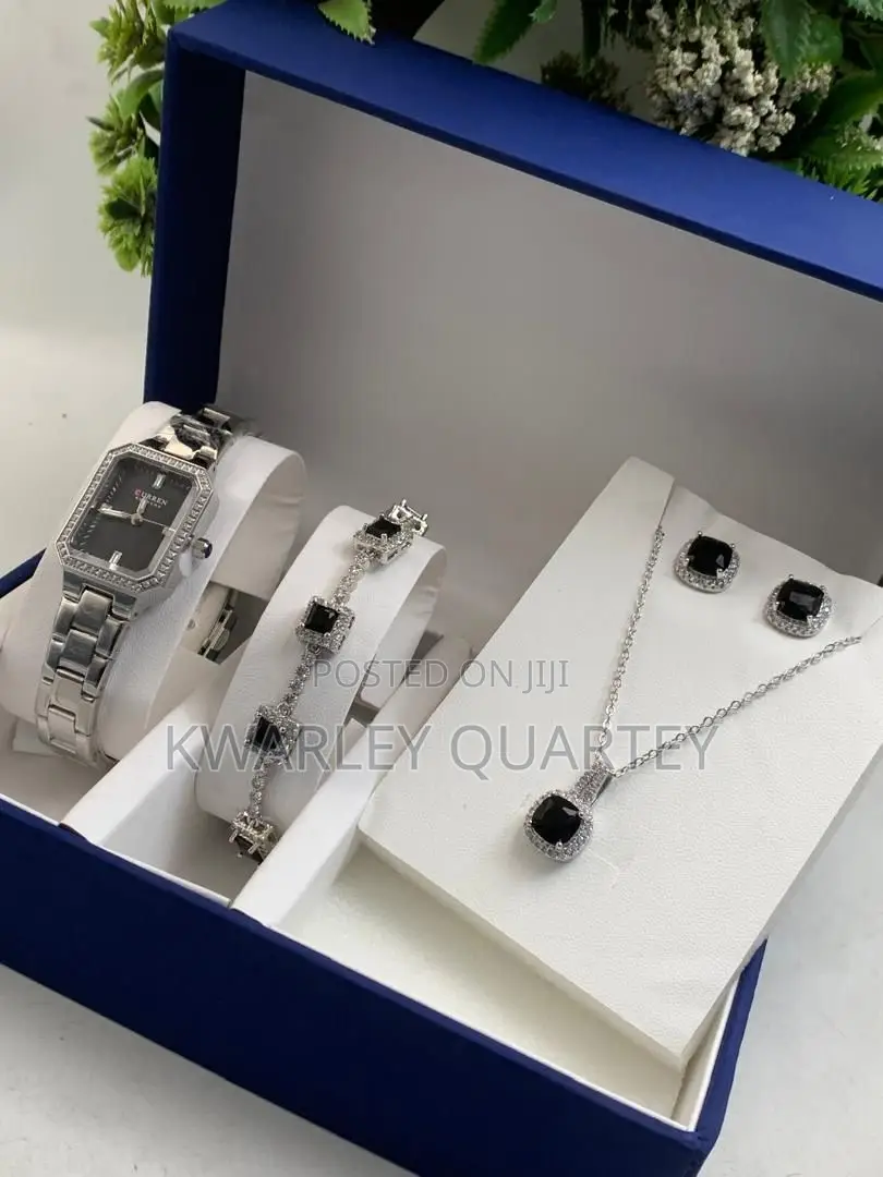 Ladies Jewelry Set