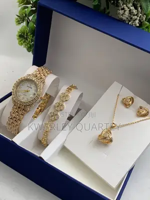 Ladies Jewelry Set