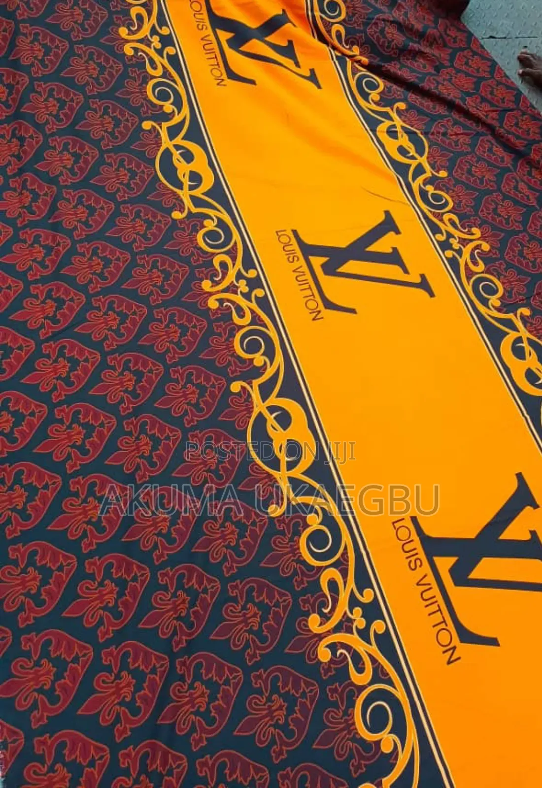 Affordable Elegance Grab Your Stunning Vintage Crepe Fabrics Today