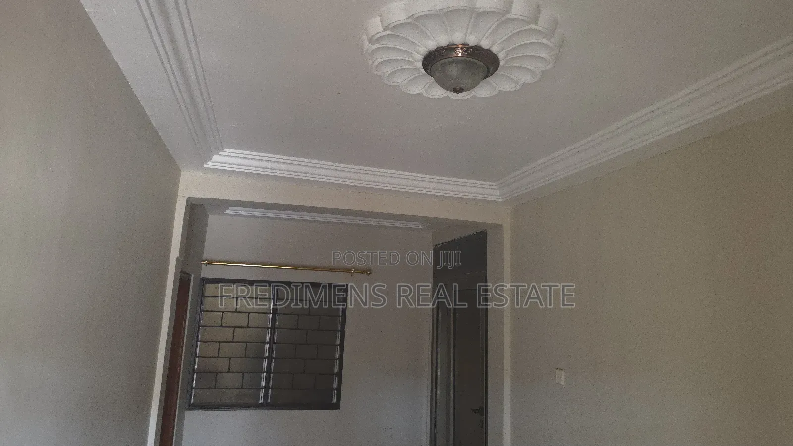 5bdrm House in Fredimens Real, Kumasi Metropolitan for sale