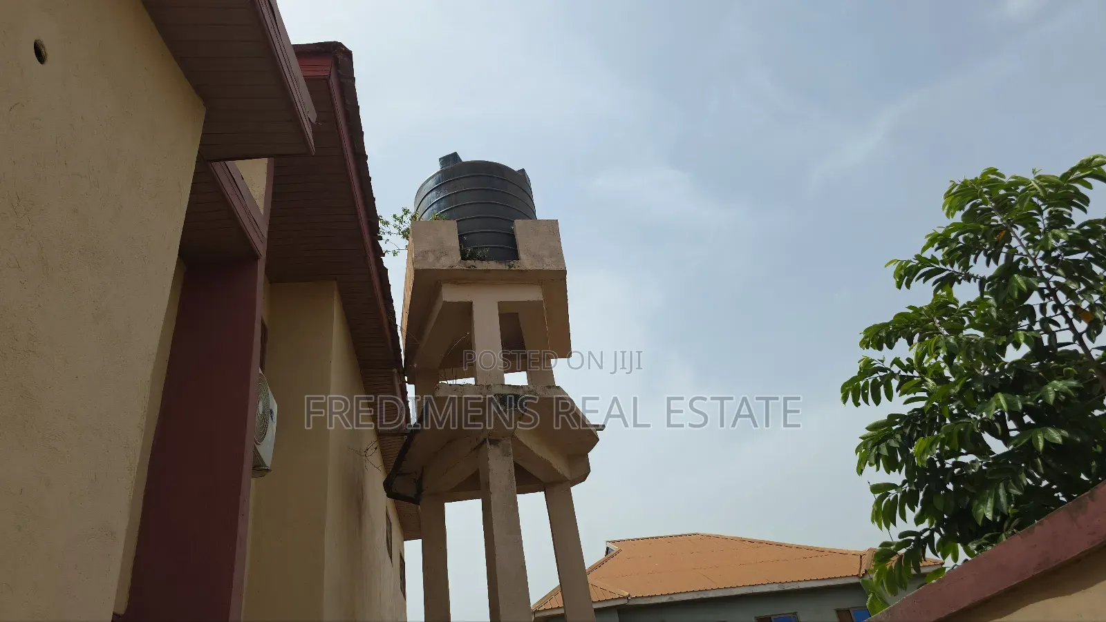 5bdrm House in Fredimens Real, Kumasi Metropolitan for sale
