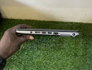 Laptop HP EliteBook 820 G1 8GB Intel Core i5 HDD 500GB