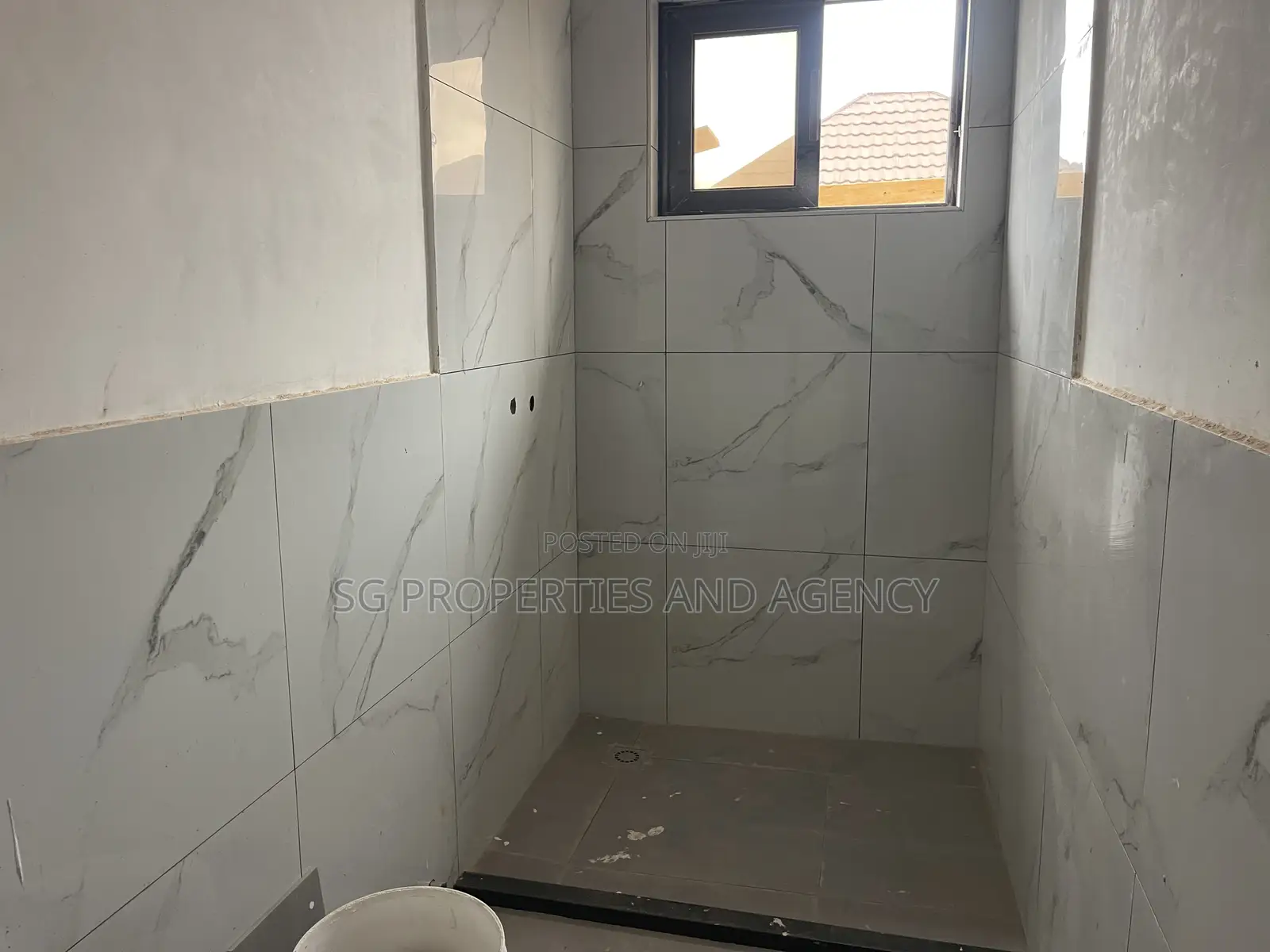 2bdrm Apartment in Lashibi, Sakumono for rent