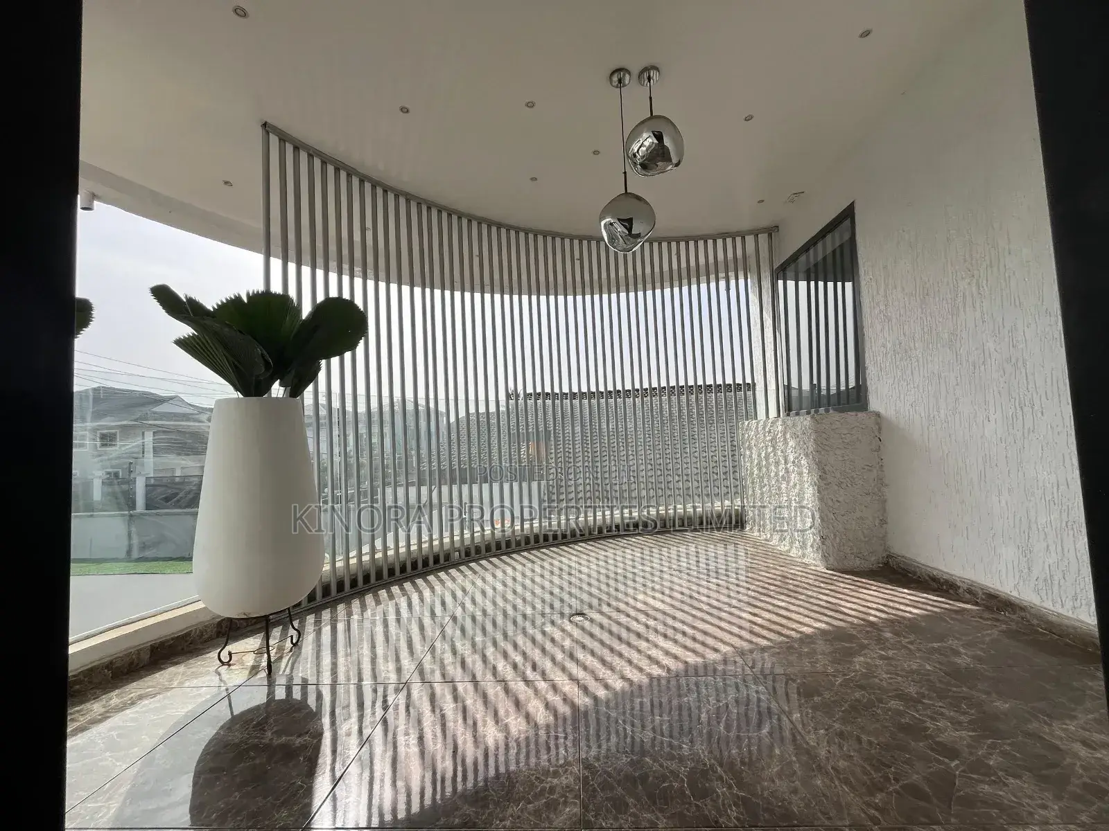 4bdrm Condo in Adjiganor, East Legon for rent