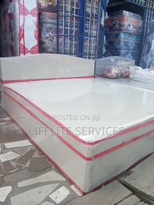 Inbuilt Foam Bed + Head Stands-Queens Size
