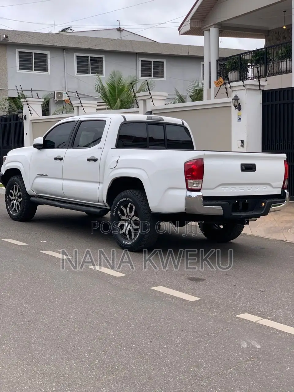 Toyota Tacoma SR5 4x2 Double Cab 127.4 in. WB 2020 White