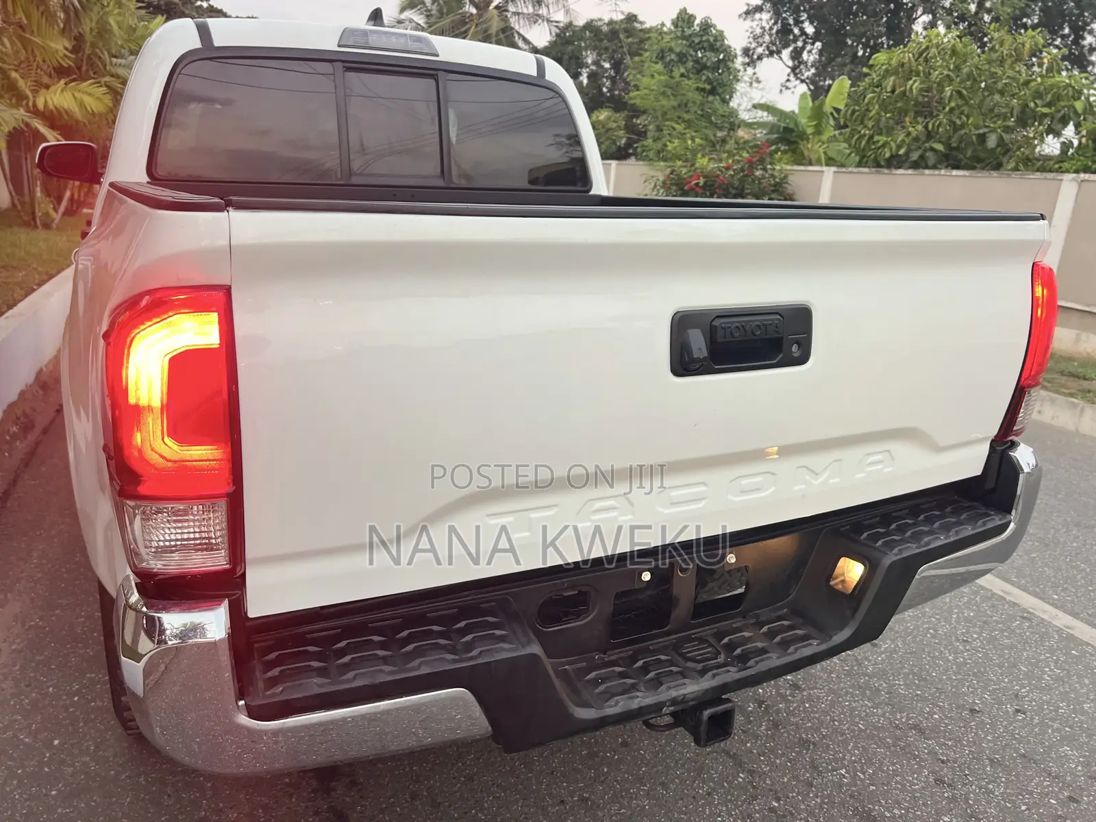 Toyota Tacoma SR5 4x2 Double Cab 127.4 in. WB 2020 White