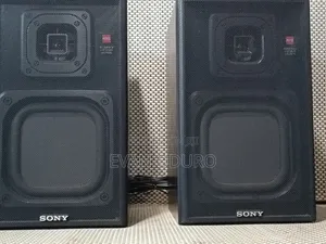 Sony Bookshelf Speakers Good Sound Quality Front or Real Speak Avr