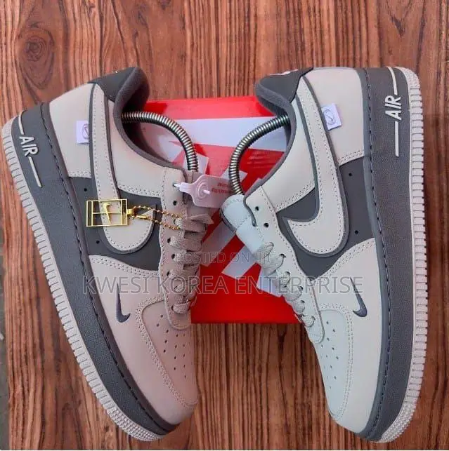 Nike Air Sneakers