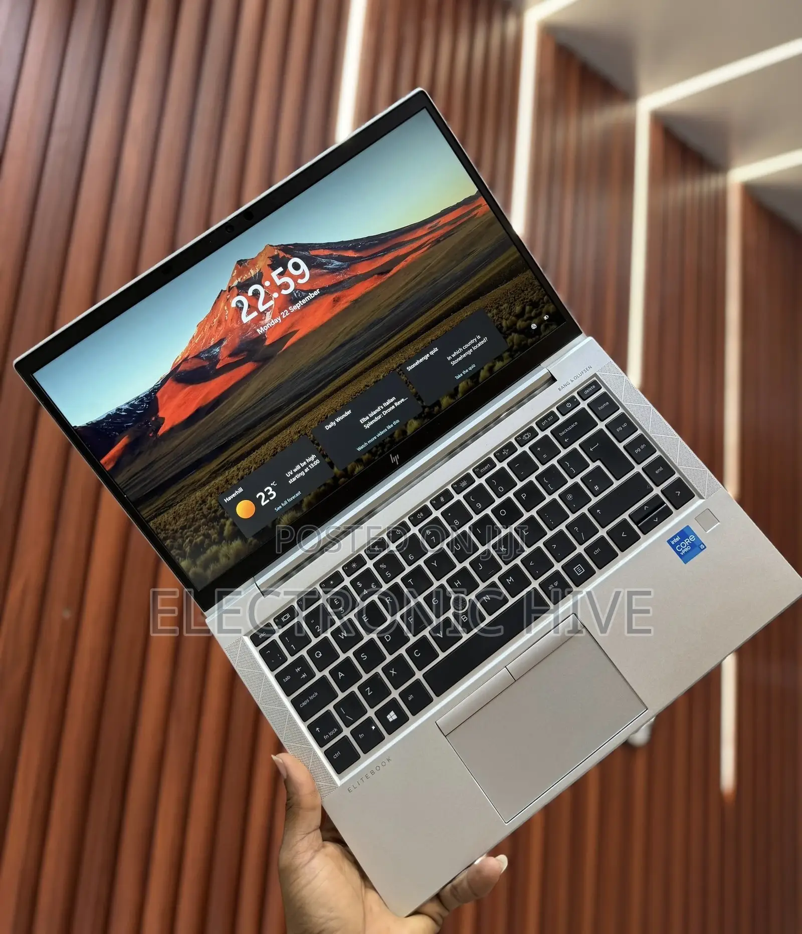 Laptop HP EliteBook 845 G10 16GB Intel Core I5 SSD 256GB