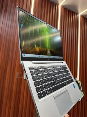 Laptop HP EliteBook 845 G10 16GB Intel Core I5 SSD 256GB