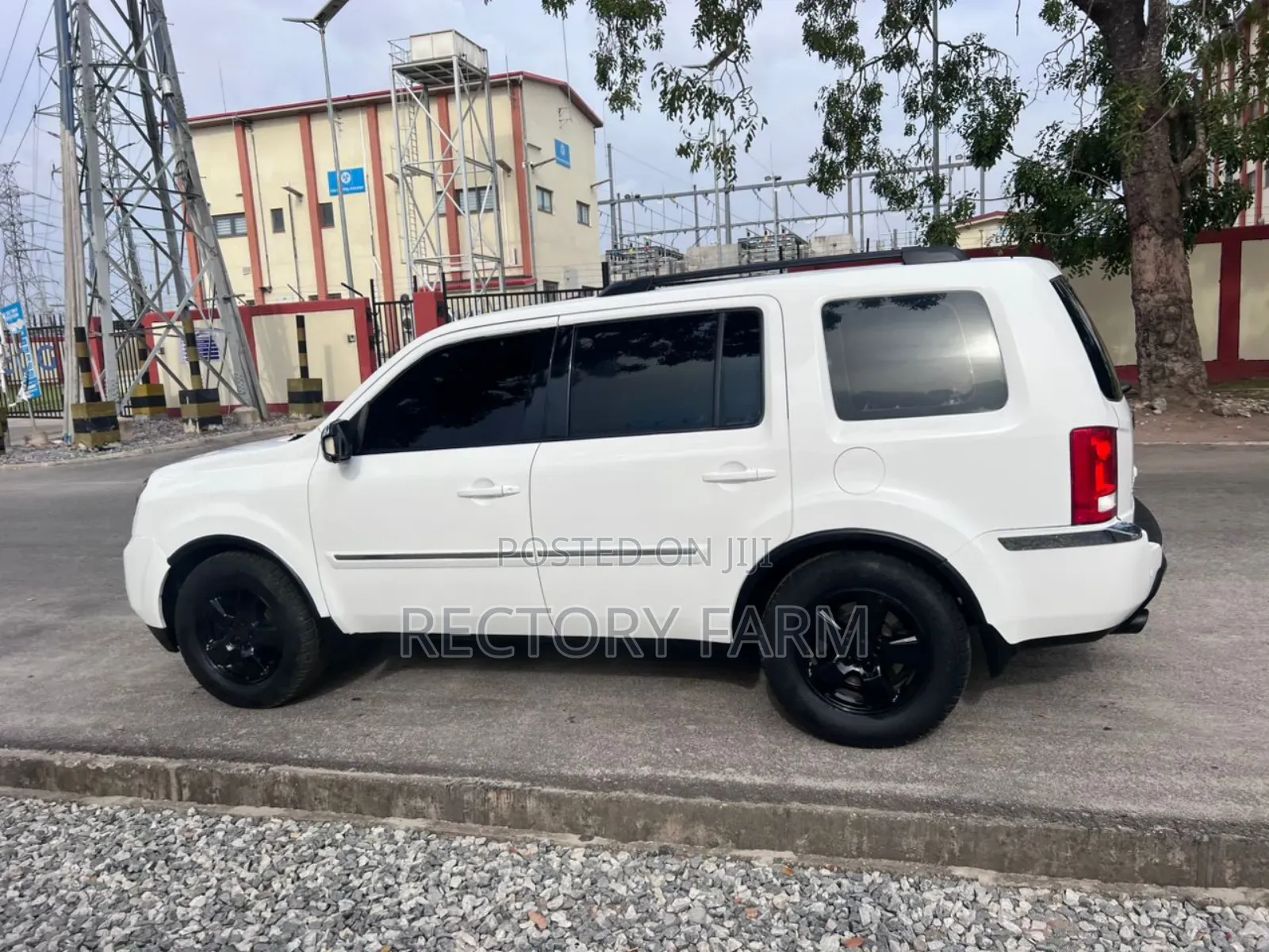 Honda Pilot 2011 White