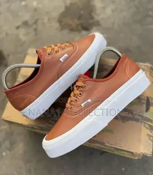 Vans Unisex “Black Brown”