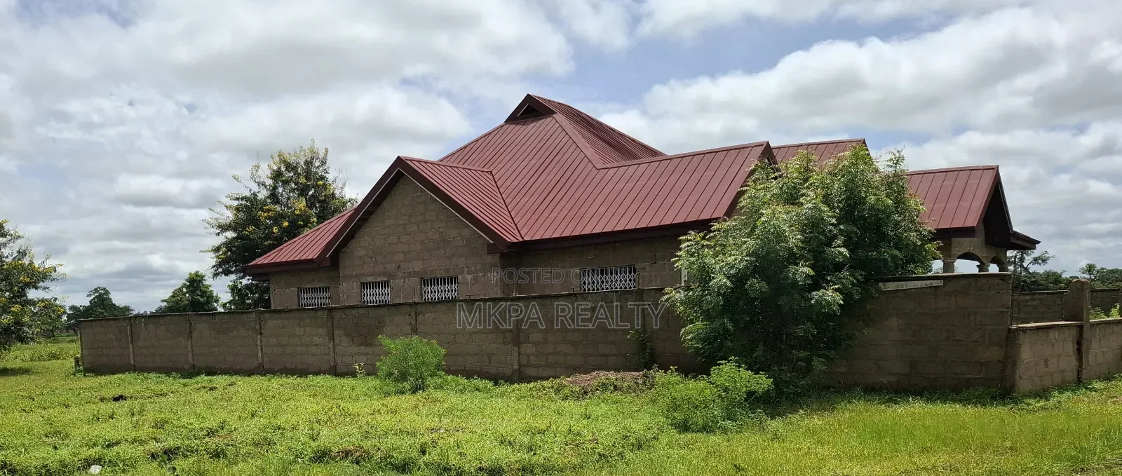 5bdrm House in Mkpa Realty, Tamale Municipal for sale