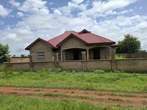 5bdrm House in Mkpa Realty, Tamale Municipal for sale