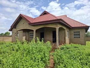 5bdrm House in Mkpa Realty, Tamale Municipal for sale