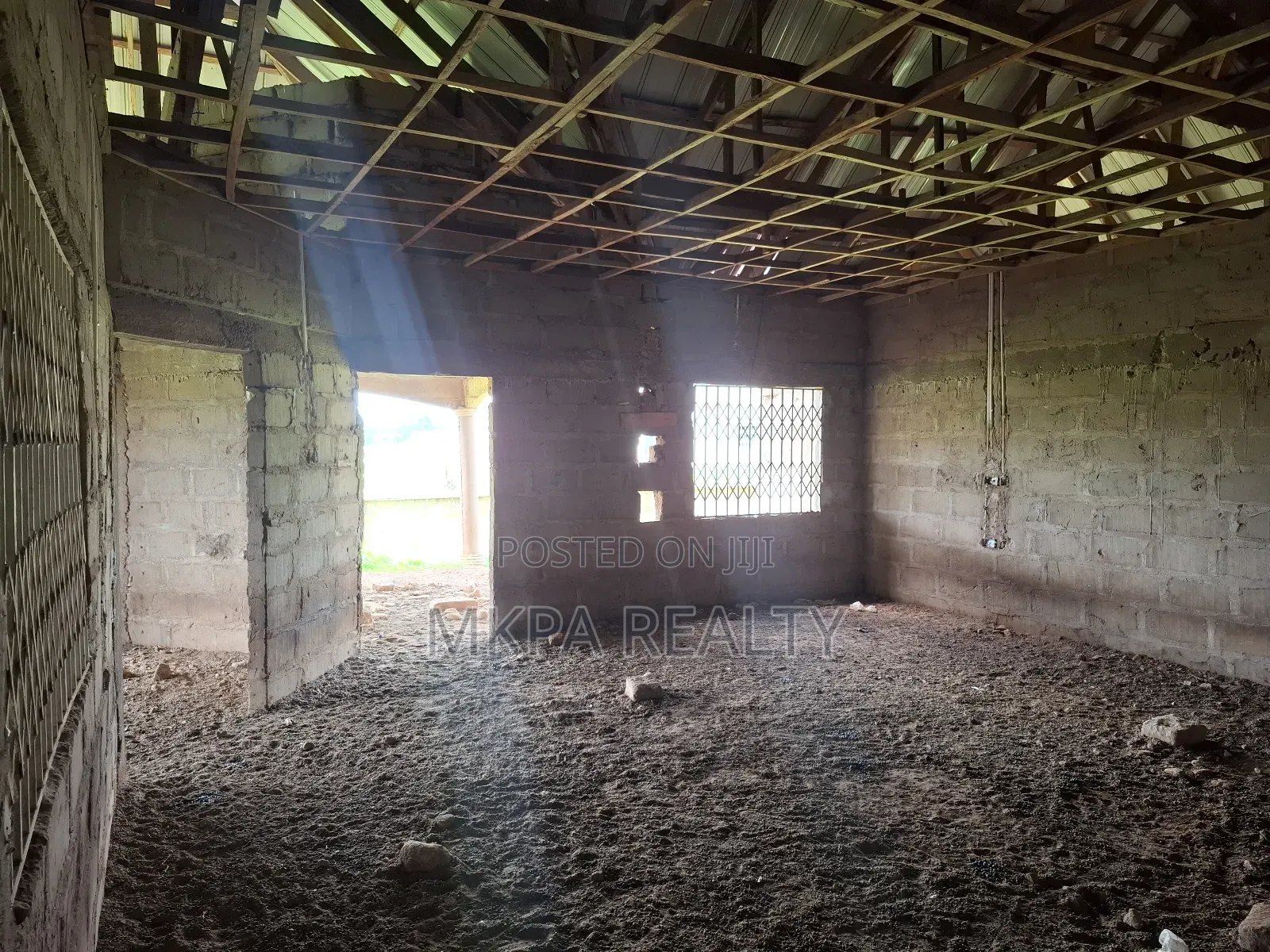 5bdrm House in Mkpa Realty, Tamale Municipal for sale