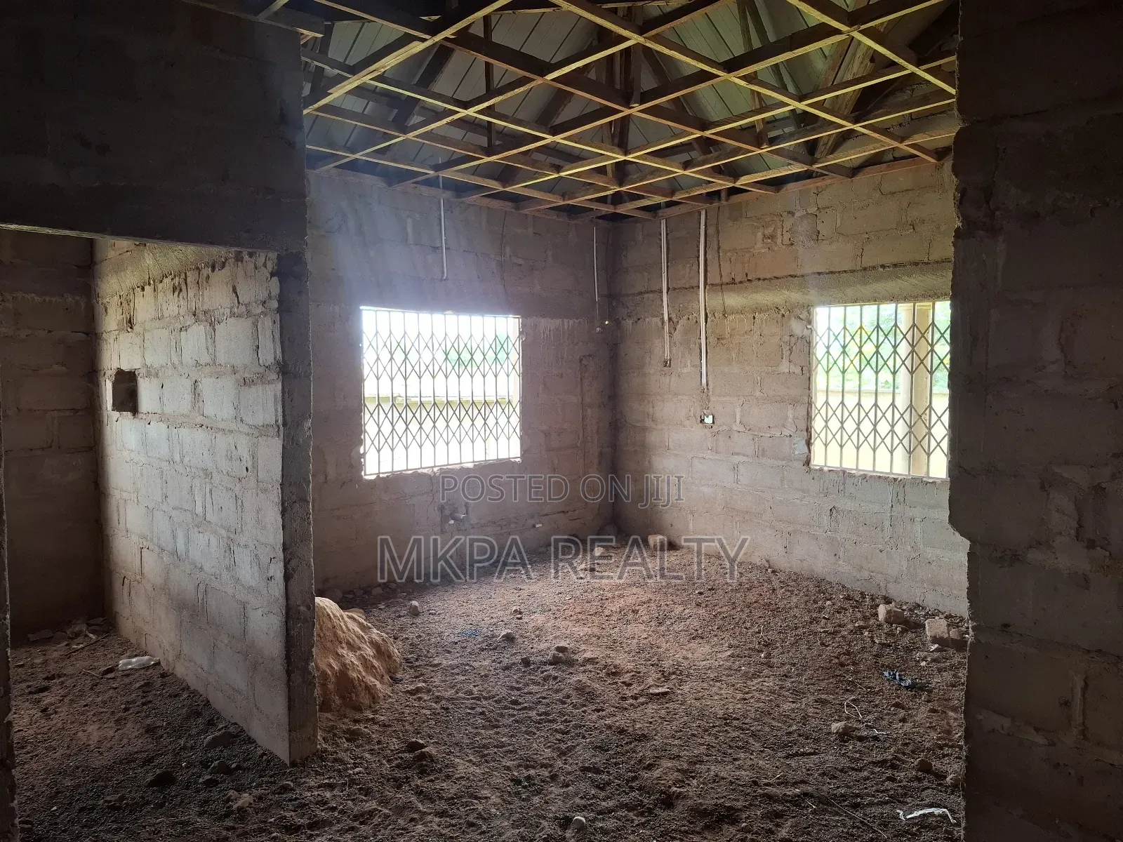 5bdrm House in Mkpa Realty, Tamale Municipal for sale