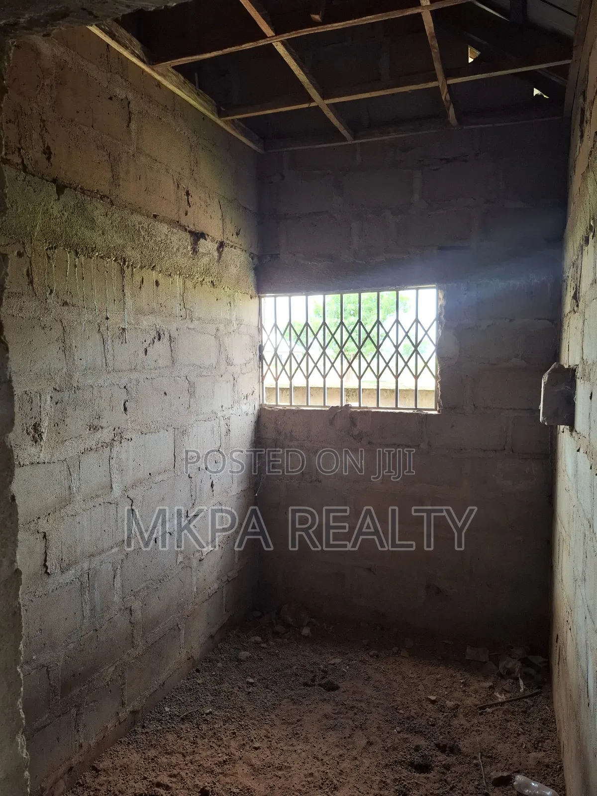 5bdrm House in Mkpa Realty, Tamale Municipal for sale