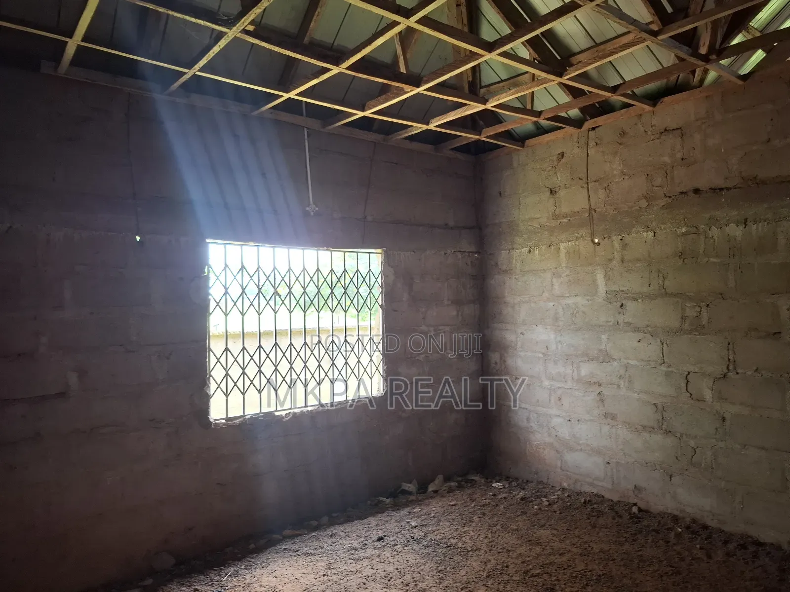 5bdrm House in Mkpa Realty, Tamale Municipal for sale