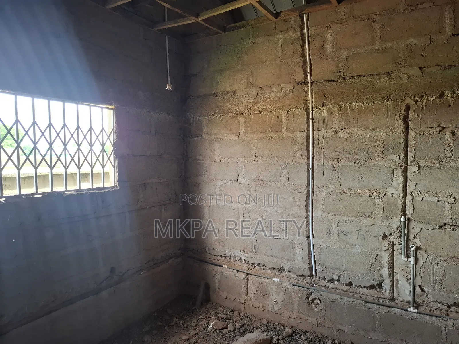 5bdrm House in Mkpa Realty, Tamale Municipal for sale