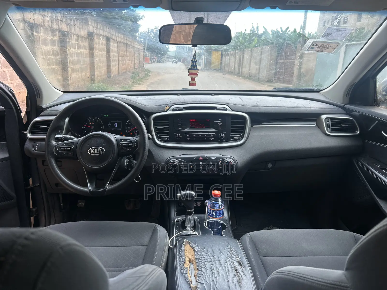 Kia Sorento 4dr SUV 2016 Gray