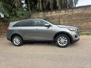 Kia Sorento 4dr SUV 2016 Gray