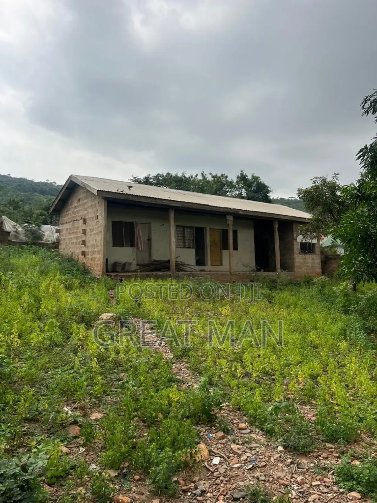 9bdrm House in Dodowa for sale