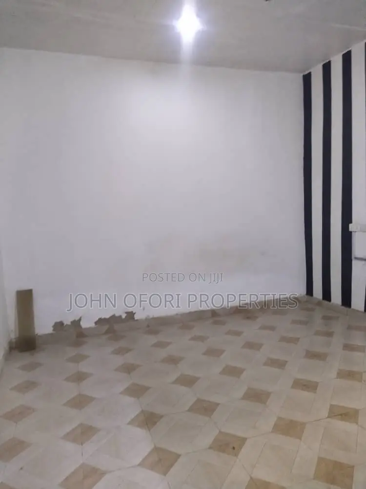 1bdrm Apartment in Emena Hospital, Kumasi Metropolitan for rent