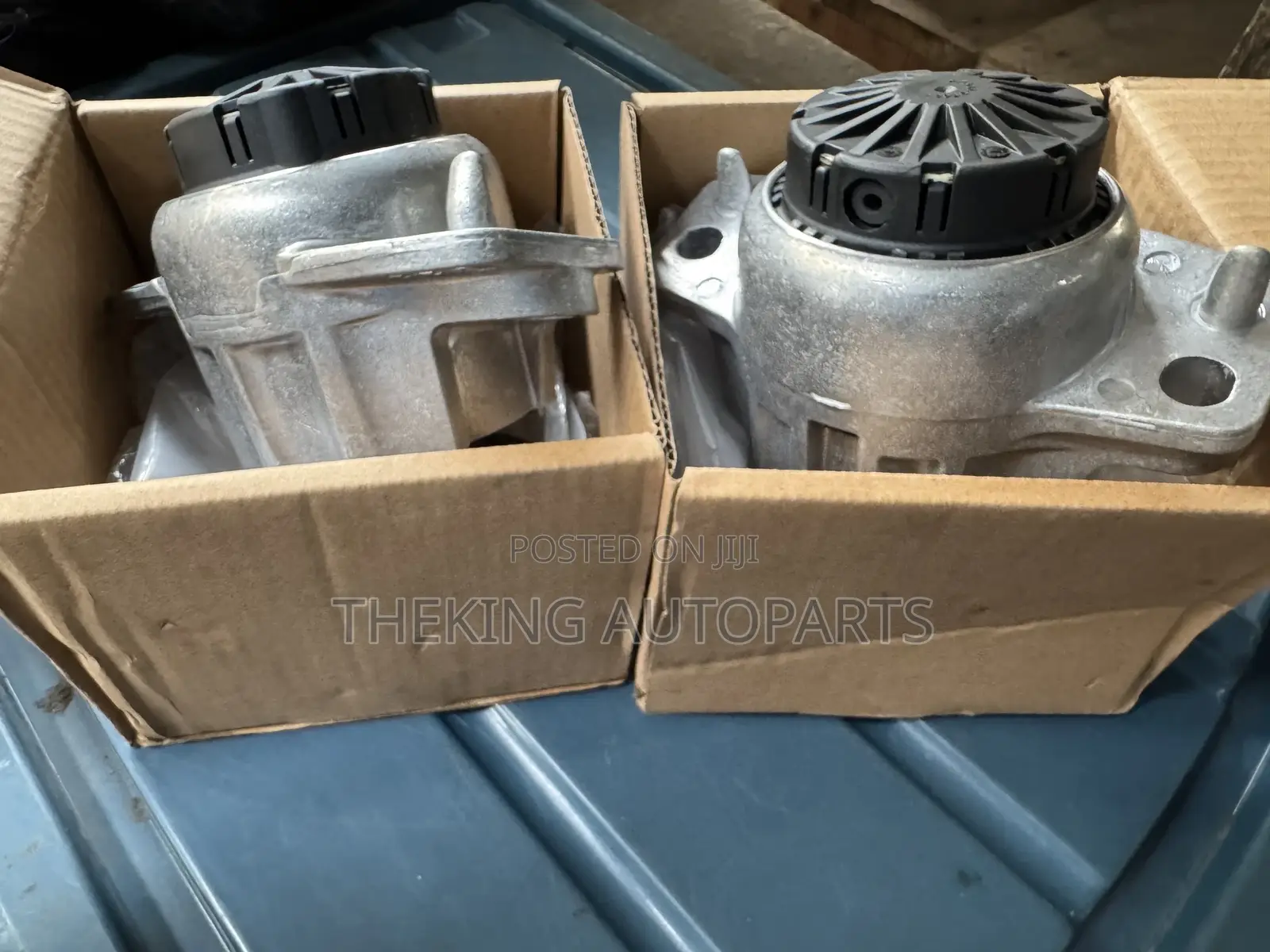 Range Rover Velar Engine Seat/Mount.