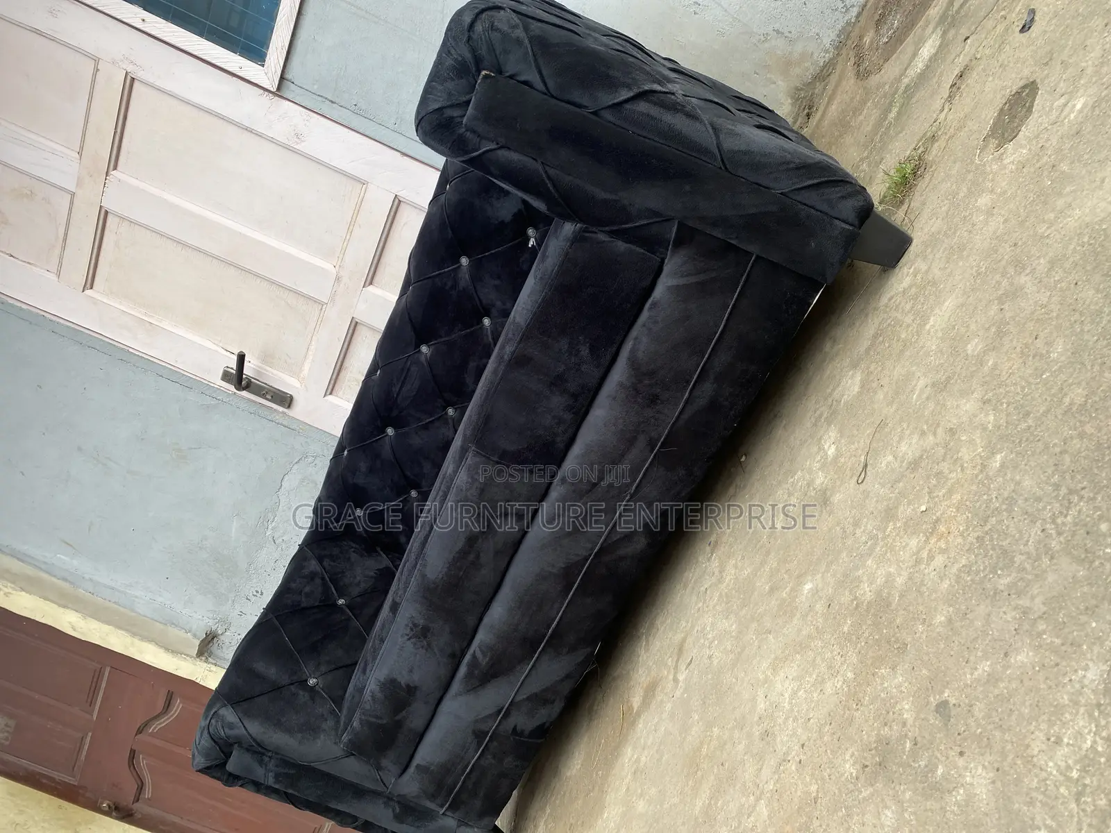 Design 2in1 Sofa Limited Stock