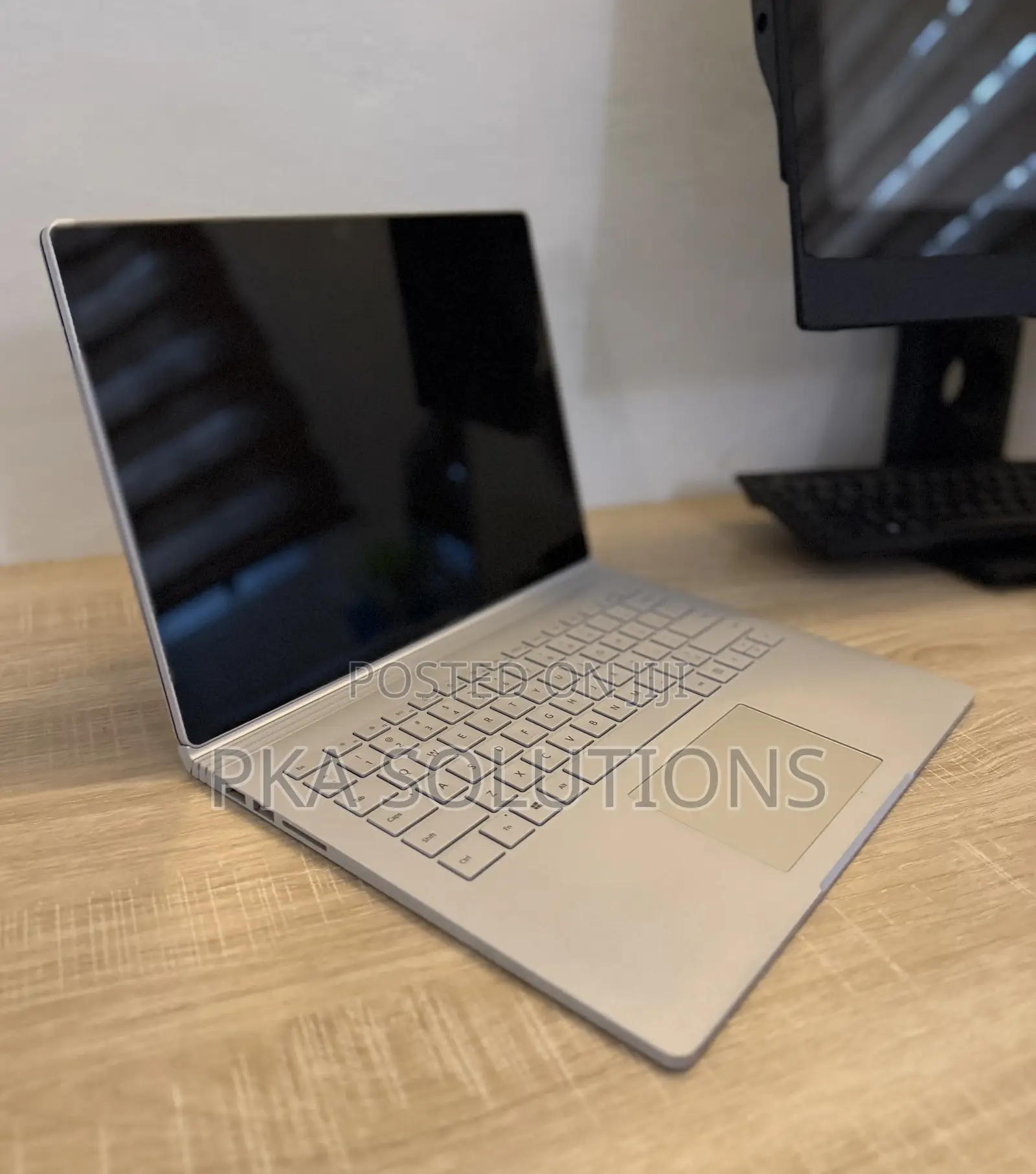 Laptop Microsoft Surface Book 2 8GB Intel Core I5 SSD 256GB