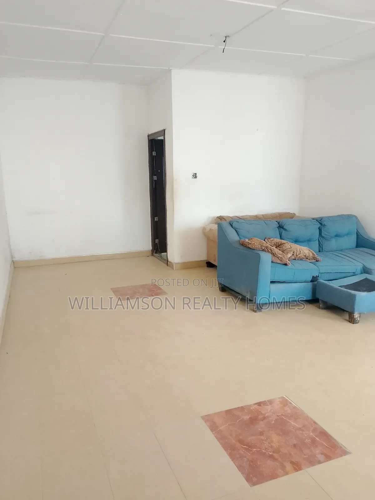 3bdrm House in Community 20 Estate, Spintex for rent