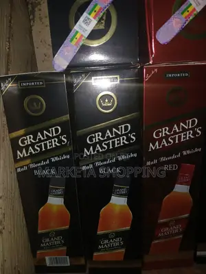 Grand Masters Whiskey 750ml