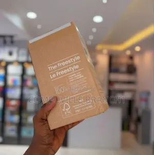 Samsung the Freestyle Projector