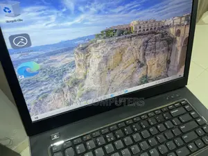 Laptop Dell Vostro 3550 4GB Intel Core i3 HDD 500GB