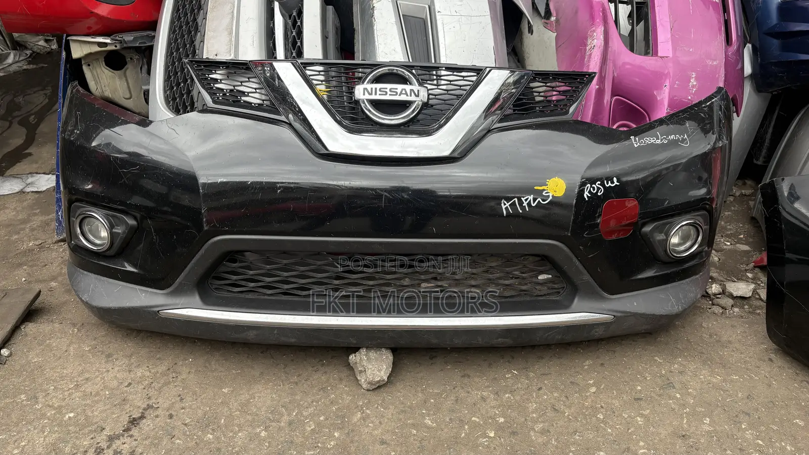 Nissan Rogue/X-trail Front Bumper 2013,2014,2015,2016,2017,2018,2019