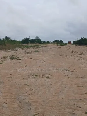 Roadside Land for Sale 
Location:Tseaddo Mahama Junction