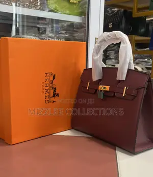 Quality Ladies Hermes Bag Fully Boxed