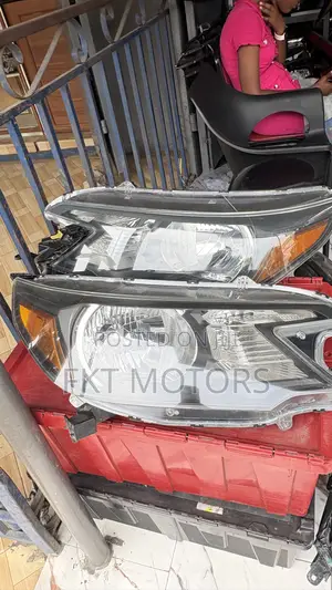 Honda Crv Headlight  2012,2013,2014,2015,2016,2017