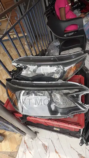 Honda Crv Headlight  2012,2013,2014,2015,2016,2017