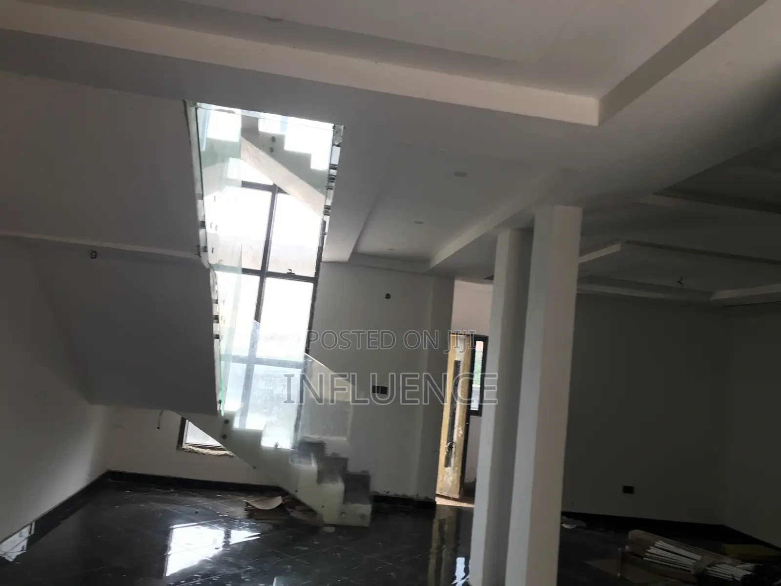 3bdrm House in American House Area, East Legon for sale