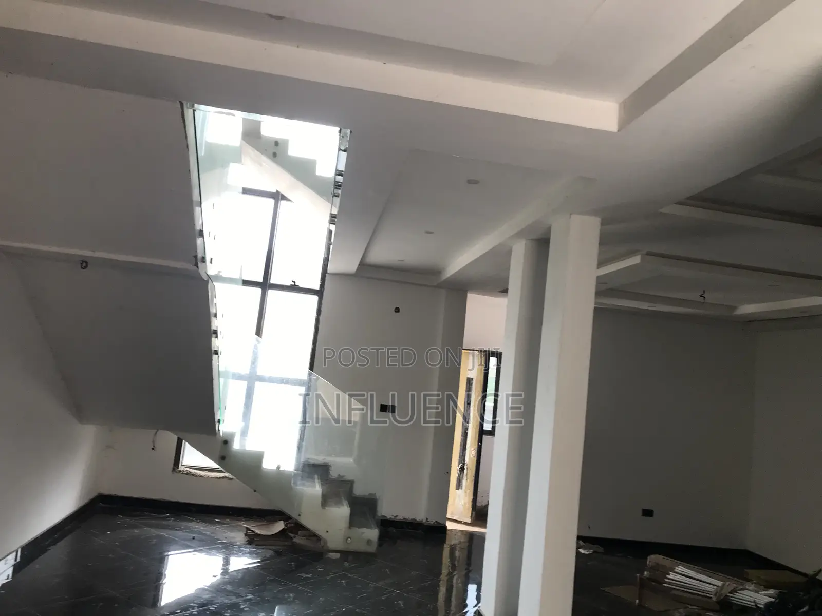 3bdrm House in American House Area, East Legon for sale