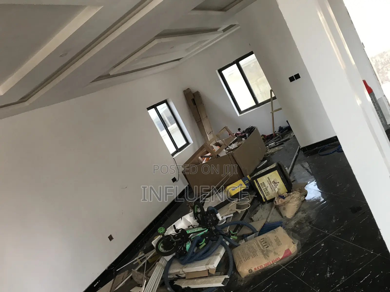 3bdrm House in American House Area, East Legon for sale