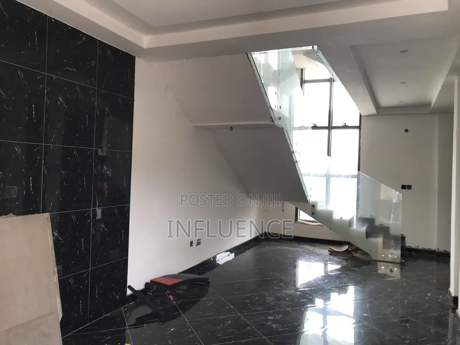 3bdrm House in American House Area, East Legon for sale