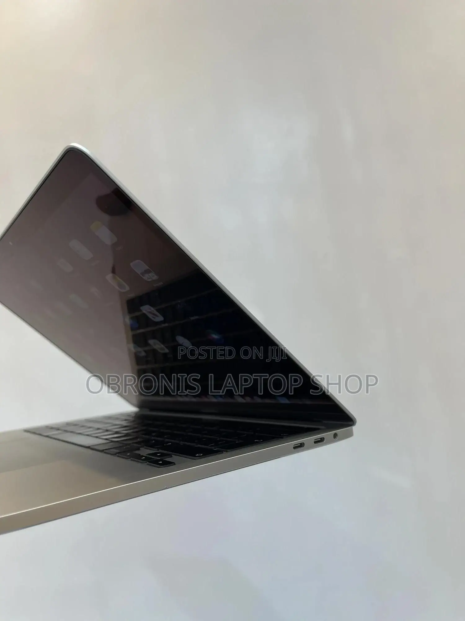 Laptop Apple MacBook Pro 2020 16GB Intel Core I5 SSD 512GB