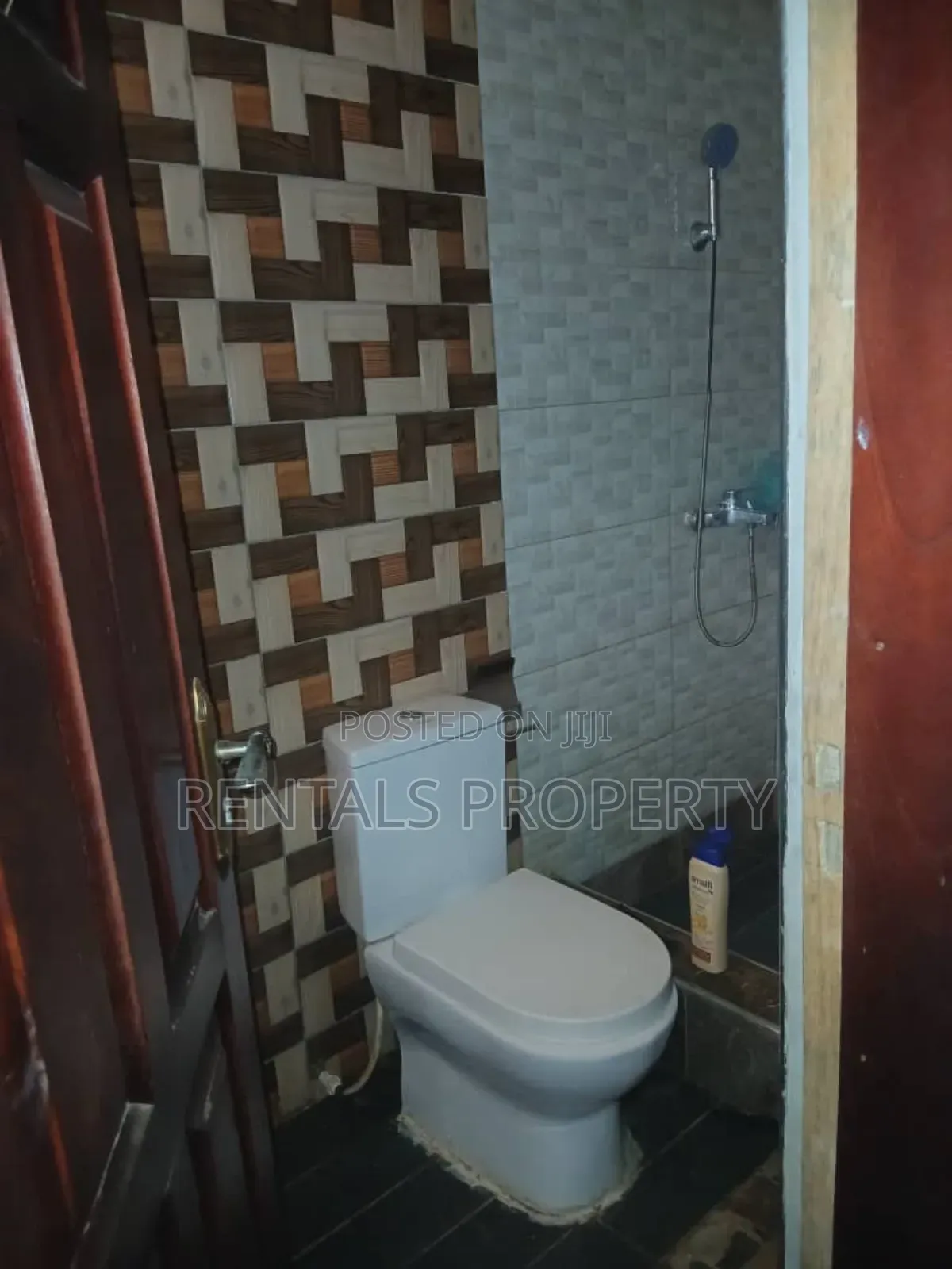 2bdrm Block of Flats in Ghana Flag for rent