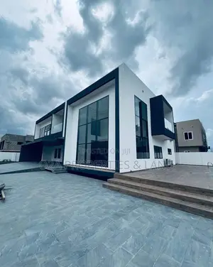 4bdrm House in Lakeside Estate for sale