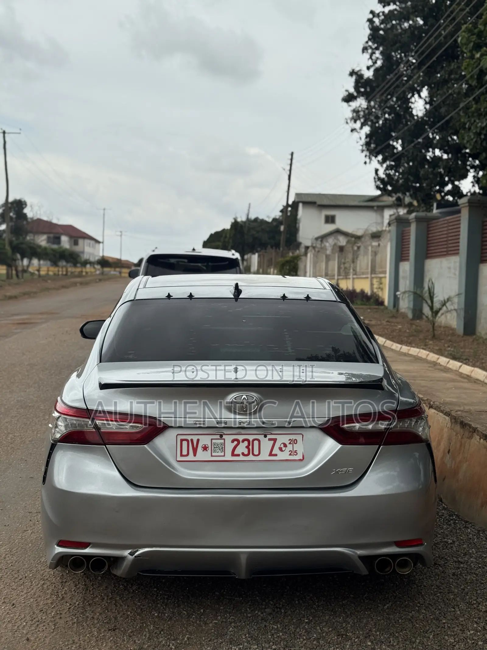 Toyota Camry 2019 Silver
